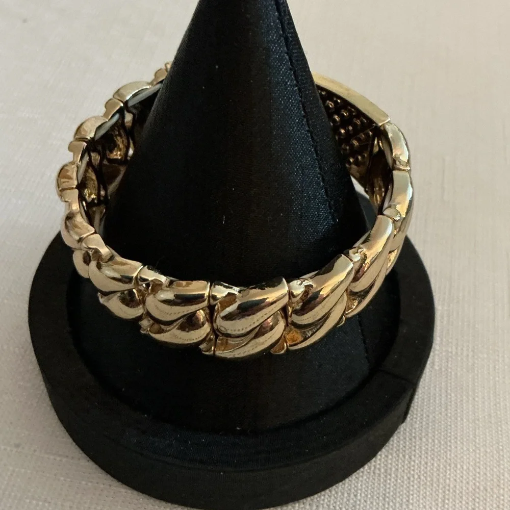 Clear Rhinestone Vintage Gold Tone Stretch Bracelet